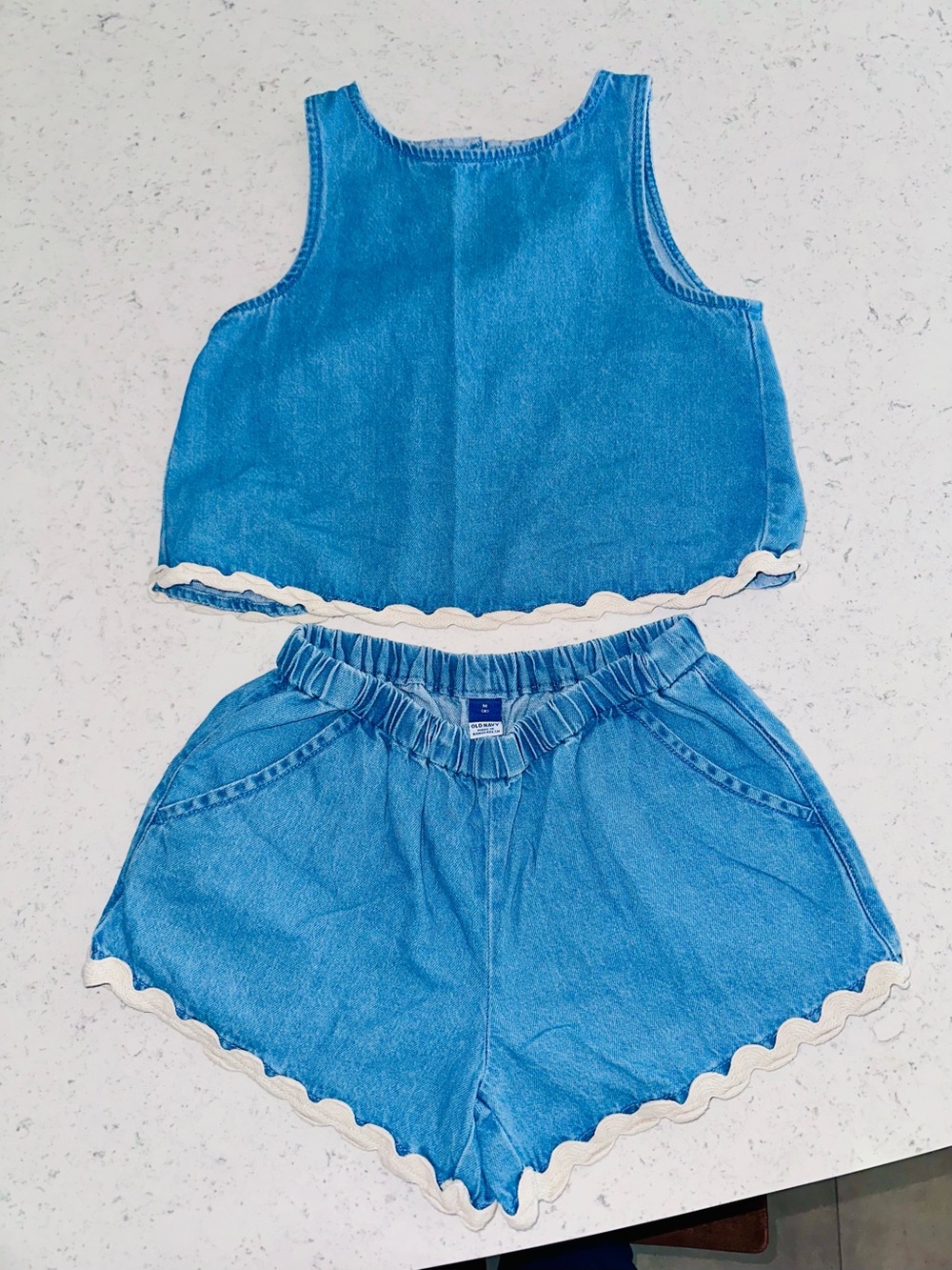Old Navy Blue Denim-Look Tank & Shorts Set with Cream Scallop